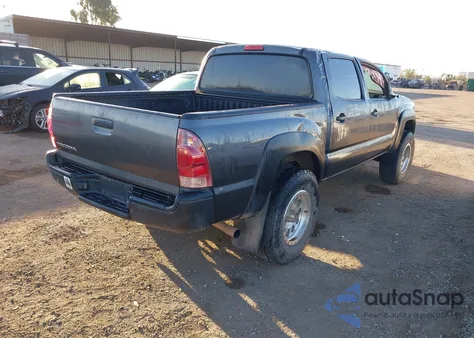 2014 Toyota Tacoma Prerunner V6 z USA, uszkodzony, nr VIN 3TMJU4GN5EM167329